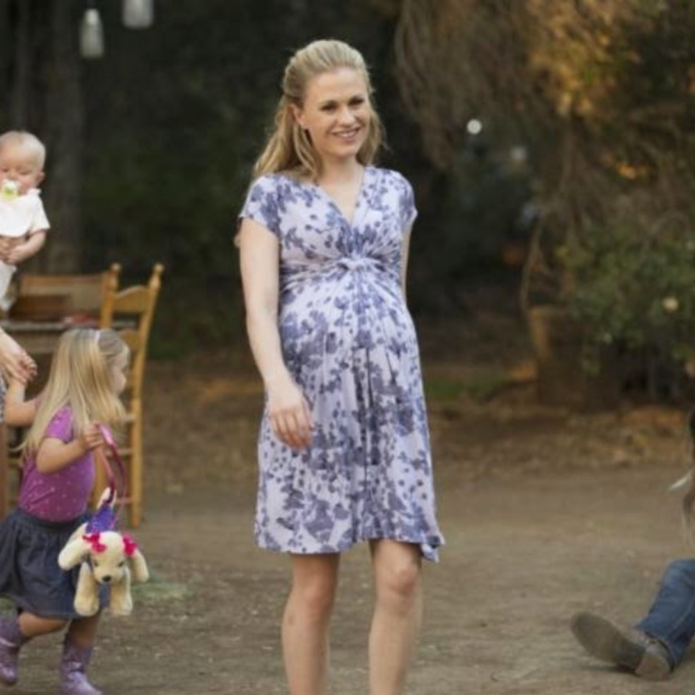 Maternity Seraphine lavender blossom dress size 6